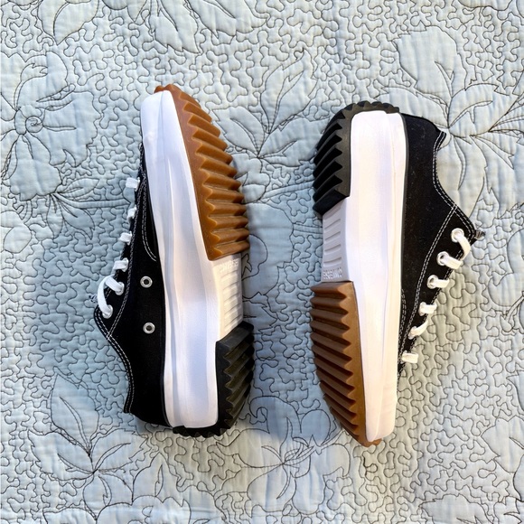 Converse Run Star Hike Low Platform Sneakers Black Women’s 8.5 Men’s 7💚 - Picture 4 of 10